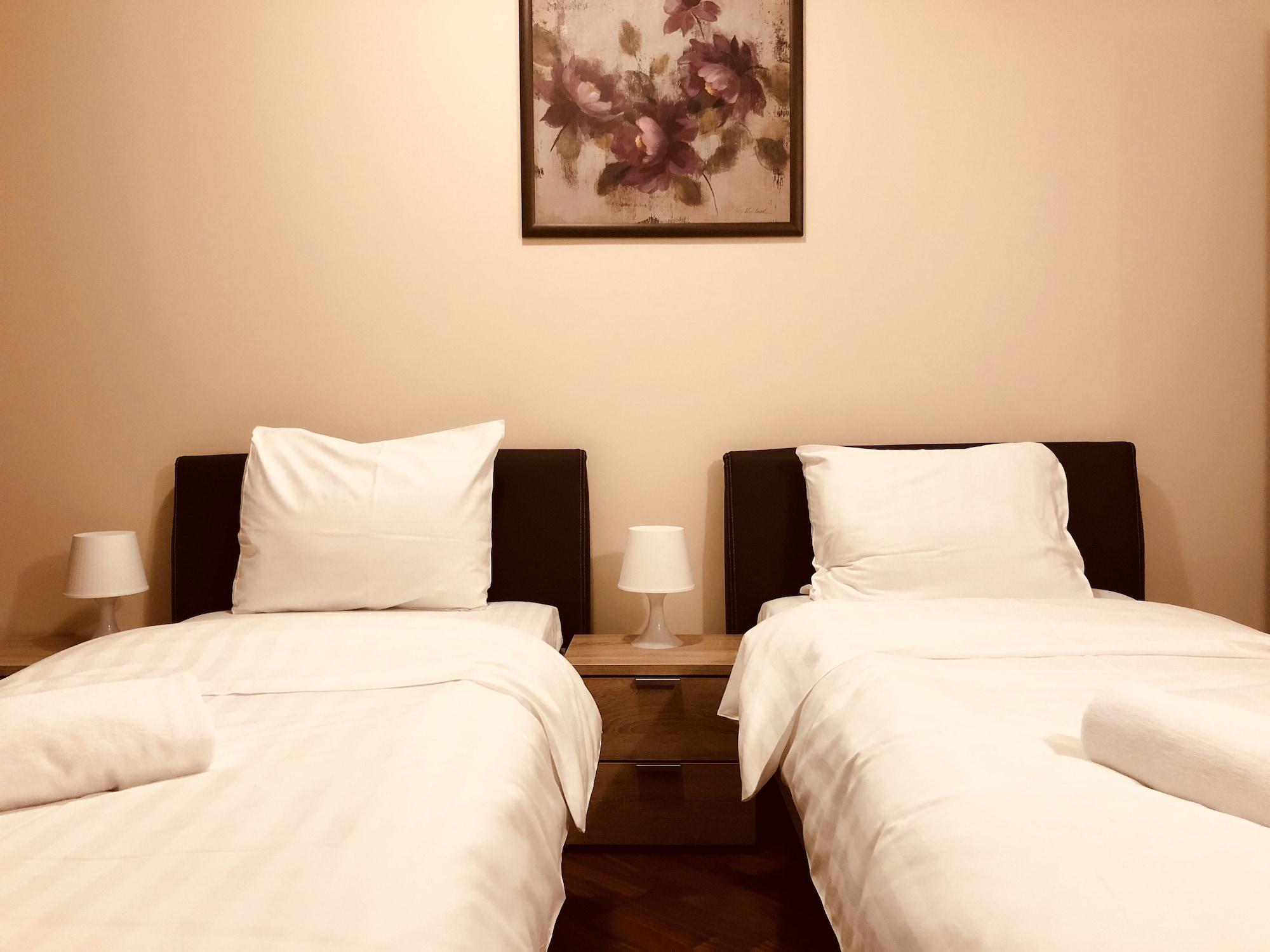 Monte Carlo Palace Rooms บูคาเรสต์ ภายนอก รูปภาพ