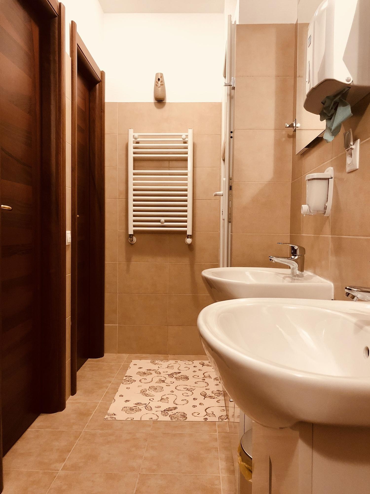 Monte Carlo Palace Rooms บูคาเรสต์ ภายนอก รูปภาพ