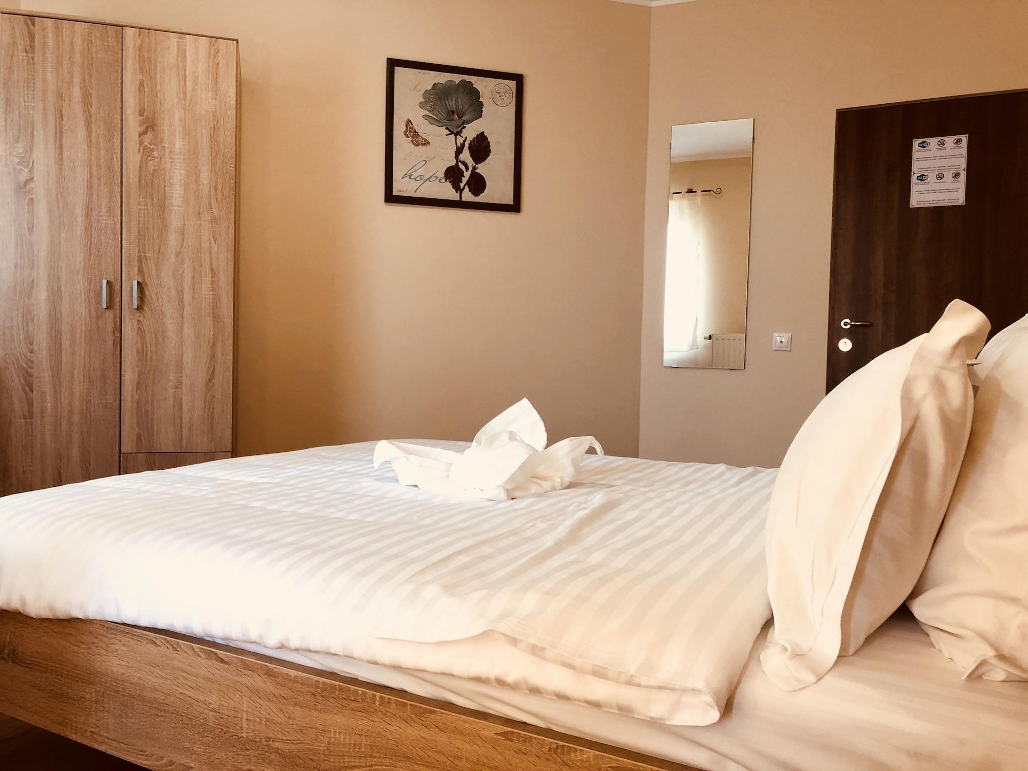Monte Carlo Palace Rooms บูคาเรสต์ ภายนอก รูปภาพ