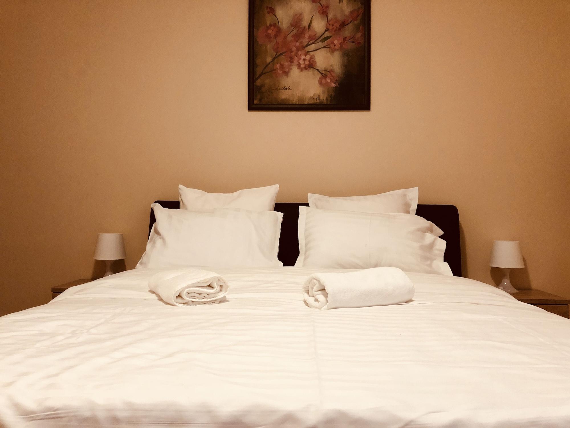 Monte Carlo Palace Rooms บูคาเรสต์ ภายนอก รูปภาพ