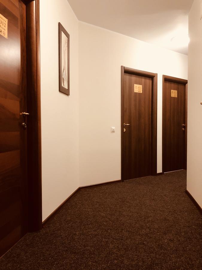 Monte Carlo Palace Rooms บูคาเรสต์ ภายนอก รูปภาพ