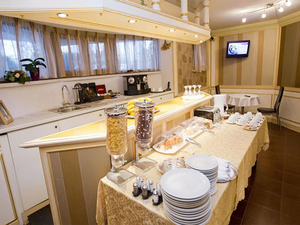 Monte Carlo Palace Rooms บูคาเรสต์ ภายนอก รูปภาพ
