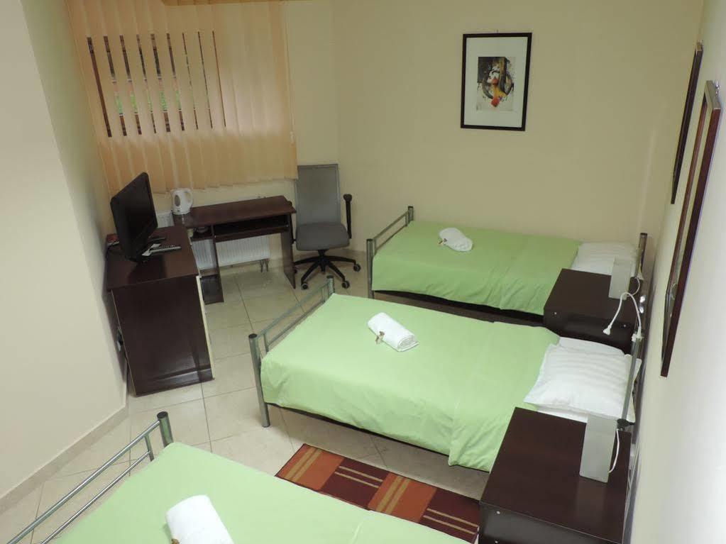 Monte Carlo Palace Rooms บูคาเรสต์ ภายนอก รูปภาพ